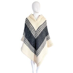 ALAFOSS ICEWOOL Vintage Pure Virgin Wool Hooded Poncho One Size